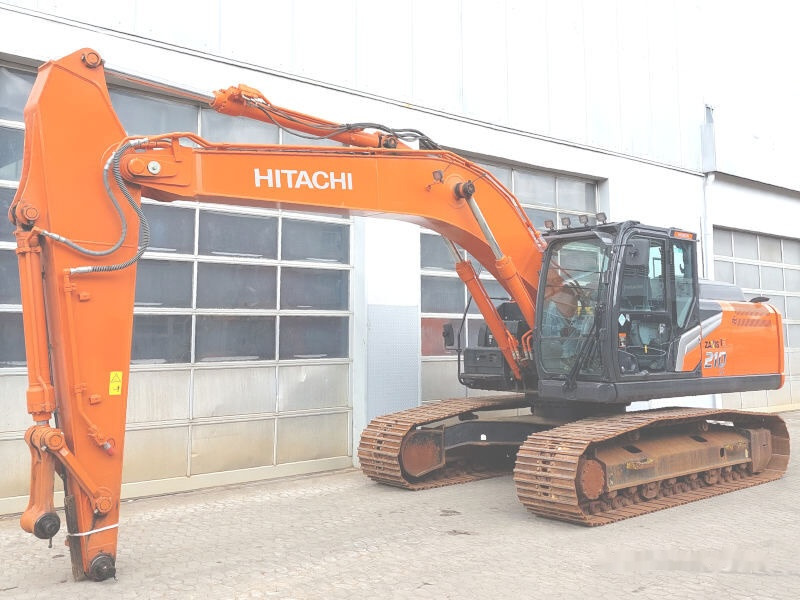 Crawler excavator Hitachi ZX210LC-7: picture 3