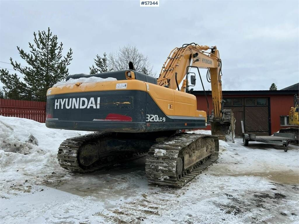Crawler excavator Hyundai 320LC-9 Excavator: picture 8