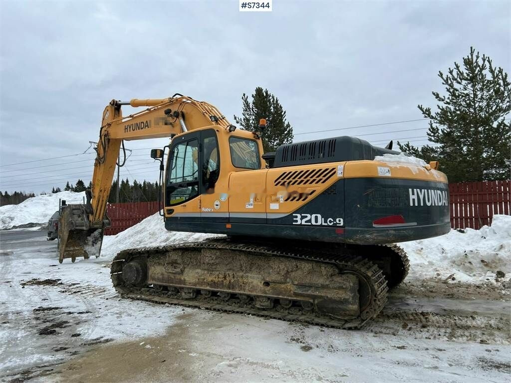 Crawler excavator Hyundai 320LC-9 Excavator: picture 3