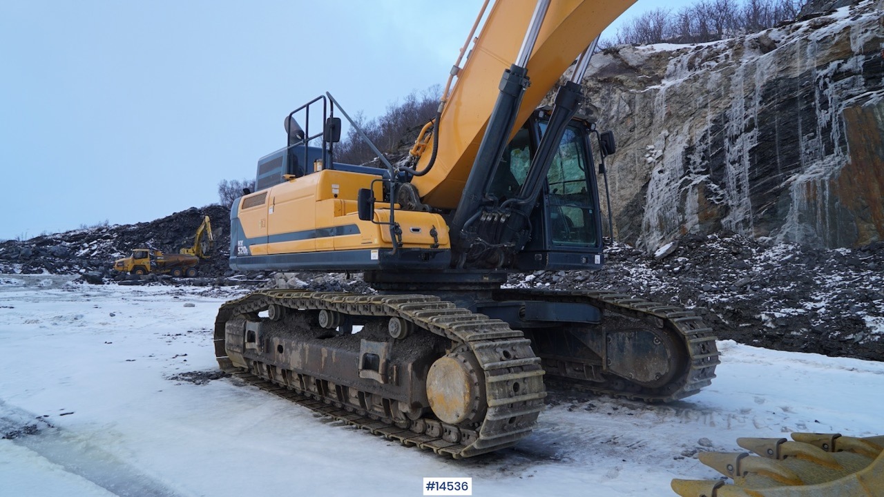 Excavator Hyundai HX520L: picture 11