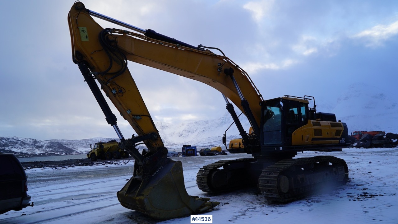 Excavator Hyundai HX520L: picture 8