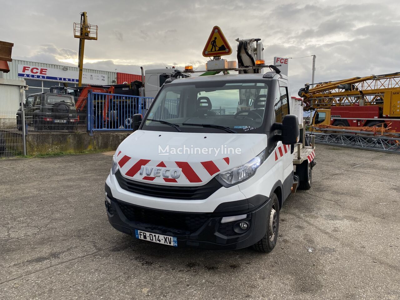Truck mounted aerial platform IVECO DAILY 35-140 / FRANCE ELEVATEUR: picture 34
