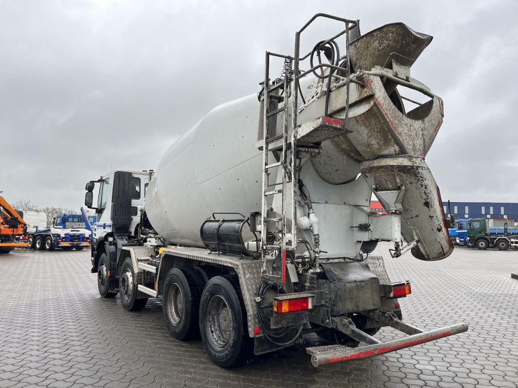 Concrete mixer truck Iveco 340T41 Trakker 8x4  Stetter 9 cbm: picture 6