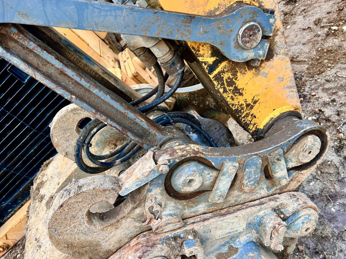 Crawler excavator LIEBHERR Pelle R900C Litronic 19T: picture 10