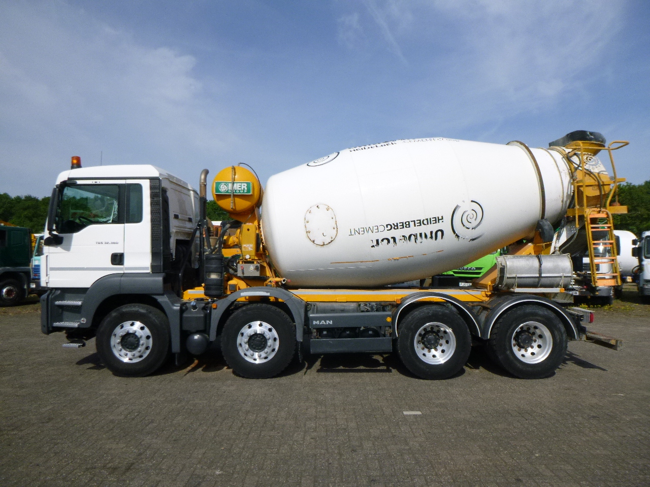Concrete mixer truck M.A.N. TGS 32.360 8X4 Euro 6 Imer concrete mixer 9 m3: picture 5