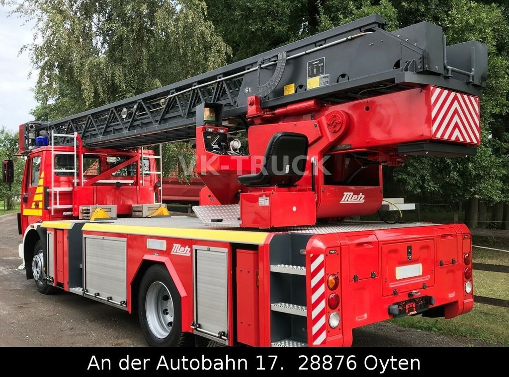 Truck mounted aerial platform Mercedes-Benz 1422F Feuerwehr Drehleiter METZ DLK 23/12 PLCII: picture 6