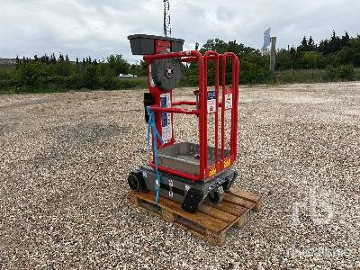 Articulated boom POWERTOWERS PECOLIFT Nacelle A Mat Vertical: picture 2