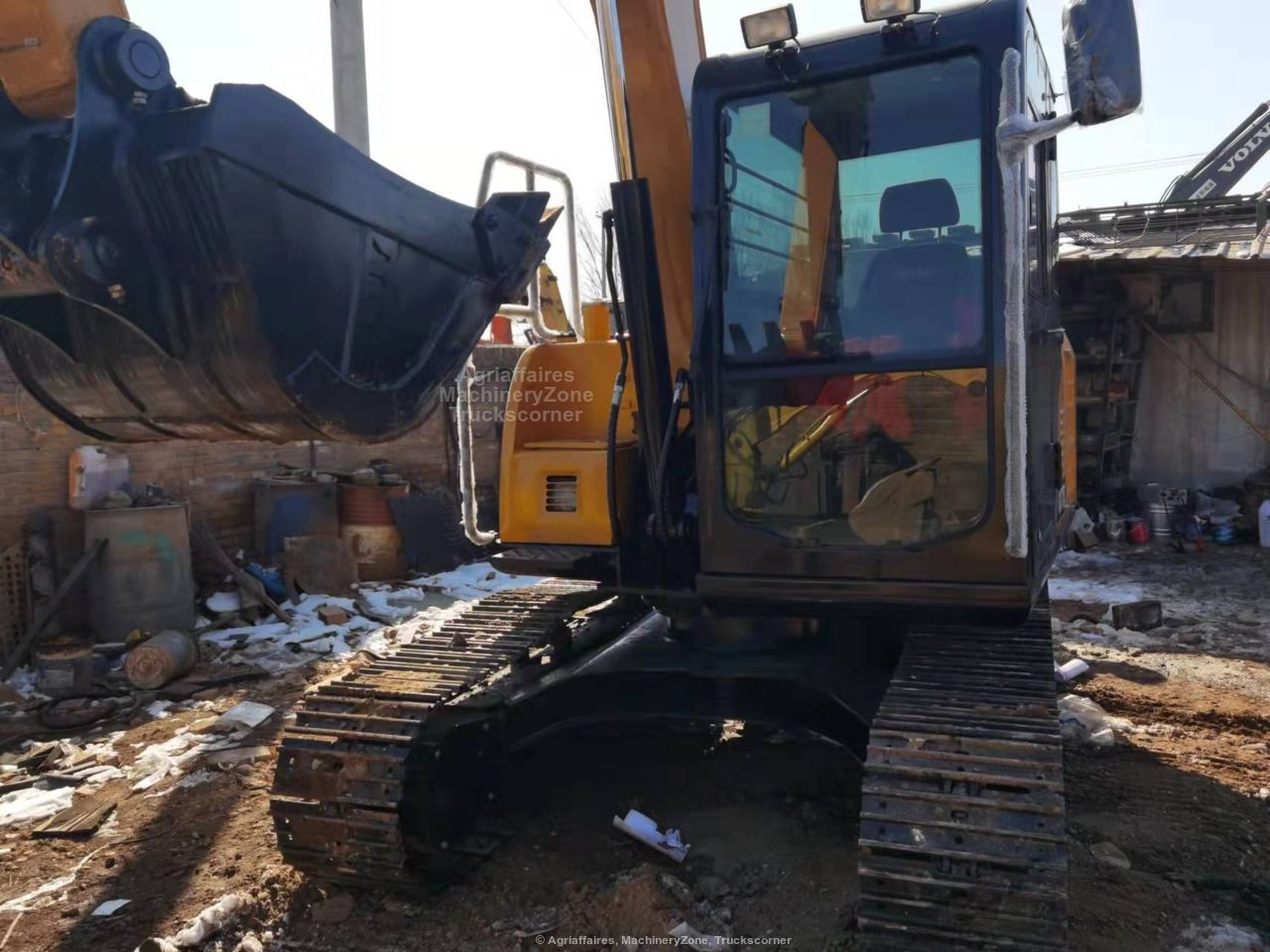 Crawler excavator Sany SY75C: picture 4