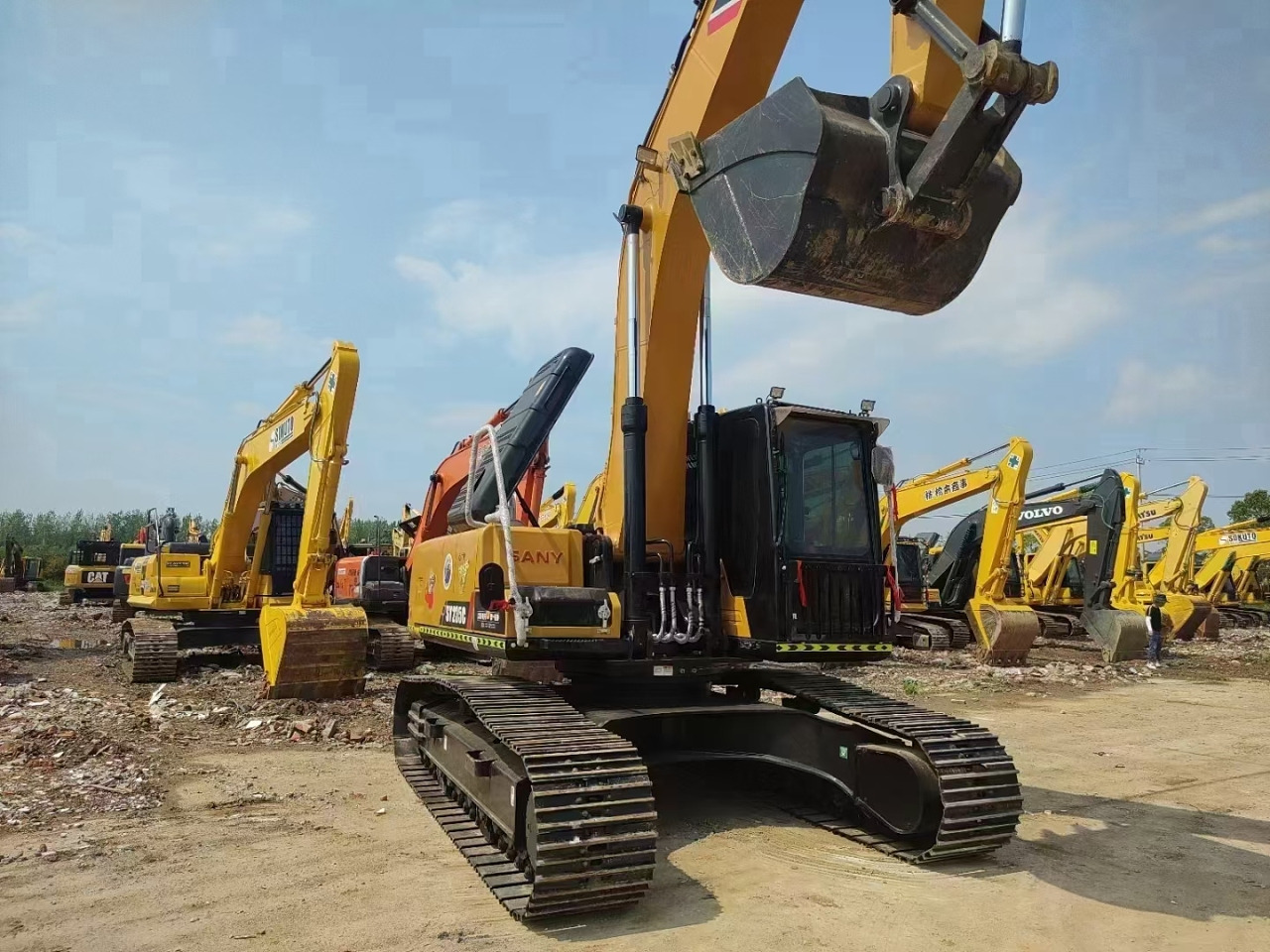 Crawler excavator Sell SANY SY235C and sany 335c large excavator for sale: picture 7