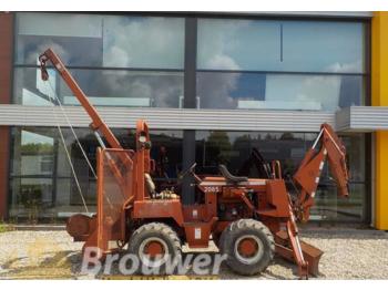 Ditch Witch 5700DD  - Trencher