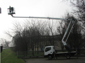 NISSAN OIL&STEEL 2112 - Truck mounted aerial platform
