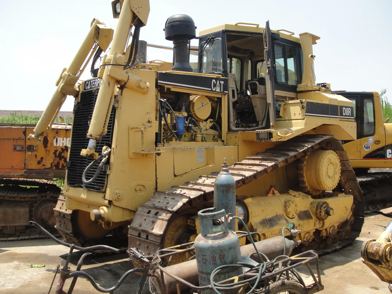 Bulldozer Used Caterpillar bulldozer CAT D8R in good condition for sale: picture 3