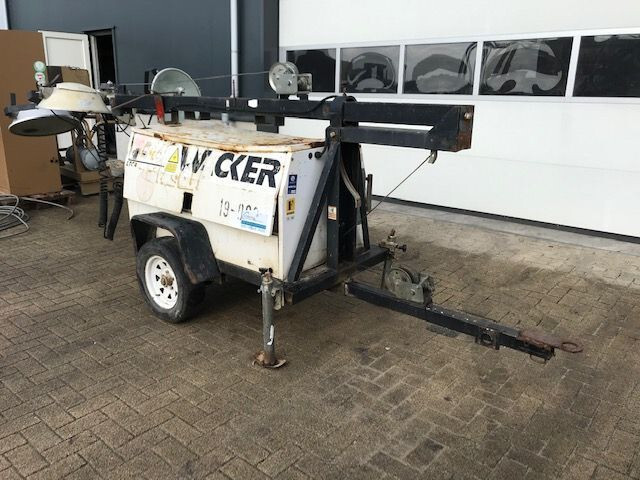 Lighting tower Wacker LTC4L Lombardini Diesel Mobiele light tower lichtmast aggregaat: picture 11