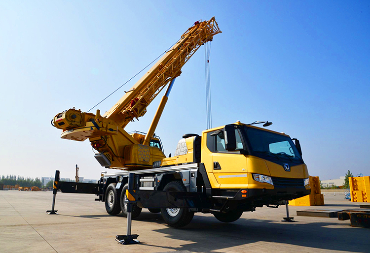 New All terrain crane XCMG Official Manufacturer All Terrain Crane 60 Ton to 500 Ton Mobile Crane: picture 3
