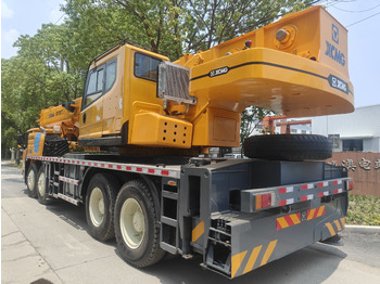 Mobile crane XCMG QY70KC Used 70ton Truck Crane: picture 3