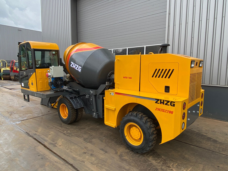 New Concrete mixer truck ZWZG 2200 Concrete Mixer: picture 4