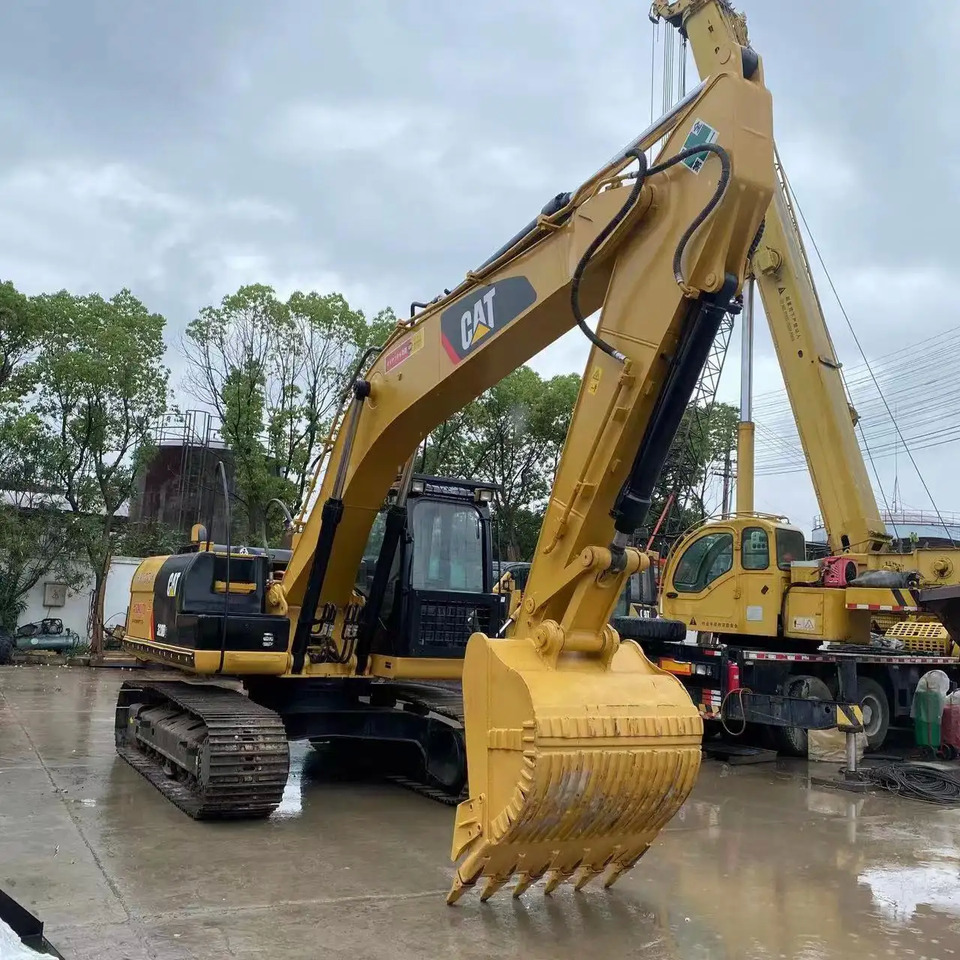 Crawler excavator used cat 320d2 excavators high quality caterpillar excavators 320d2 320d 320dl machine price: picture 6