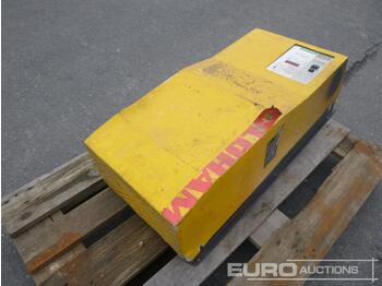 Workshop equipment 24/36/48V High Frequency Charger: picture 1