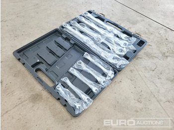  Unused 13Pc Ratchet Spanner Set - Workshop equipment