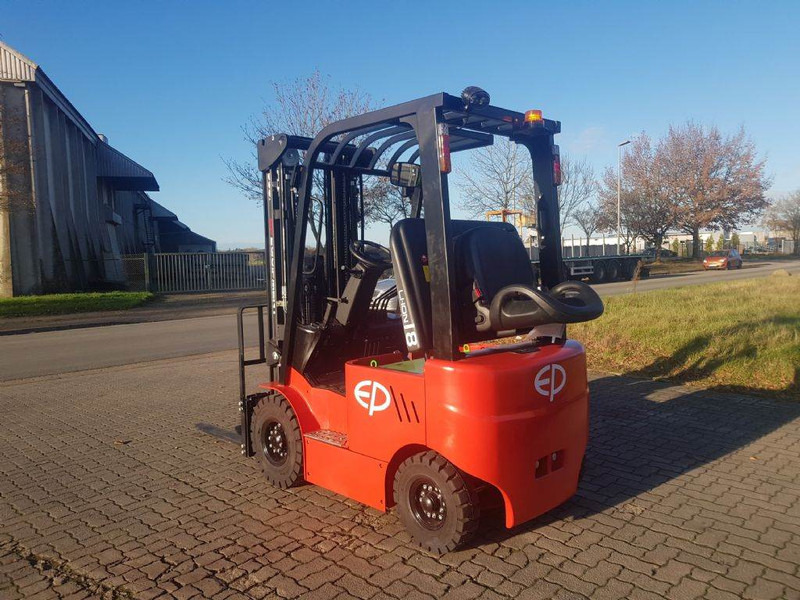 Electric forklift EP EFL181: picture 6
