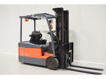 TOYOTA 7FBEF18 - Electric forklift