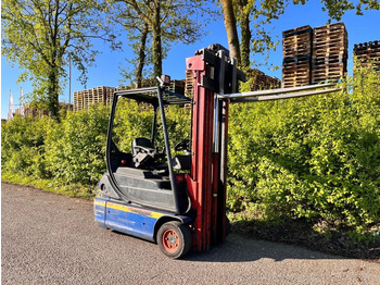Linde E16C-02 - Electric forklift: picture 4