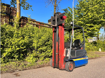 Linde E16C-02 - Electric forklift: picture 5