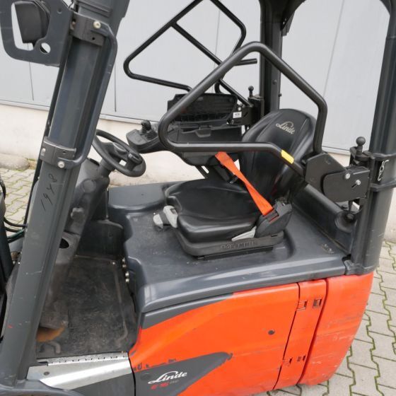 Electric forklift Linde E16 (386-02) EVO: picture 3