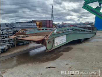  7' 6" Loading Ramp - Loading ramp