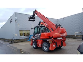 Telescopic handler Manitou MRT1640 - Forks: picture 1