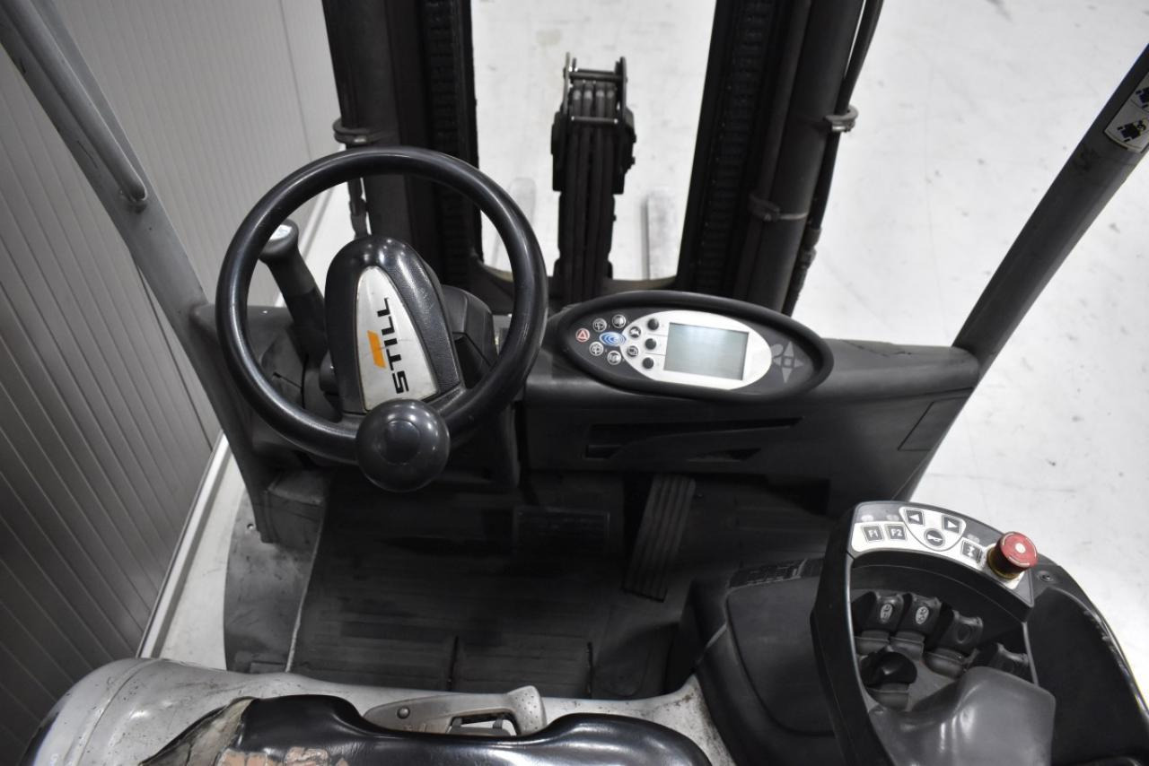 Electric forklift STILL RX 60-25: picture 7