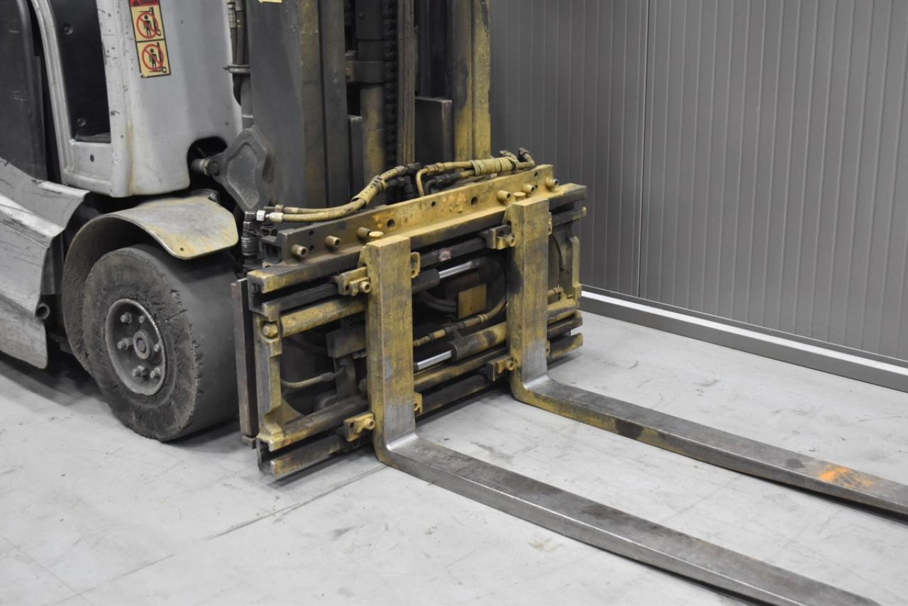 Electric forklift STILL RX 60-25: picture 6