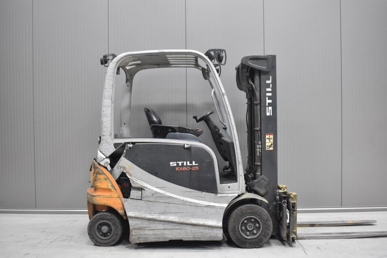 Electric forklift STILL RX 60-25: picture 3