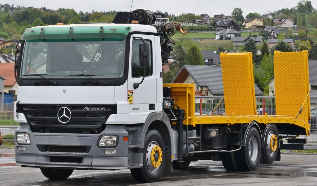 Tow truck Mercedes-Benz ACTROS 2532 *Abschleppwagen 7,40m + HIAB 175 - 3: picture 4