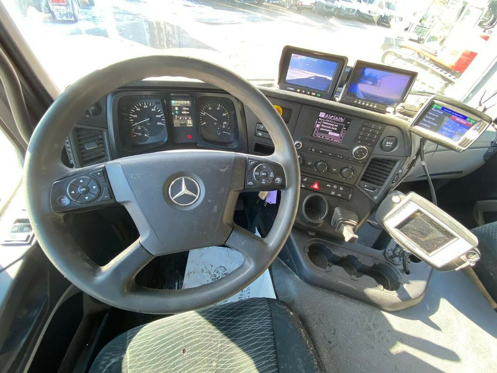 Garbage truck Mercedes-Benz Antos 2533 EU6 Zoeller Seitenlader: picture 12