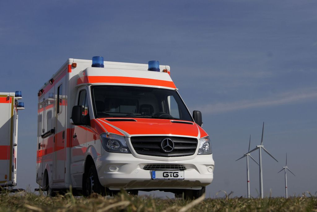 Ambulance Mercedes-Benz Sprinter 516  // on Stock // 1 J Garantie //: picture 4