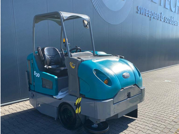 Industrial sweeper Tennant S30 LPG: picture 1