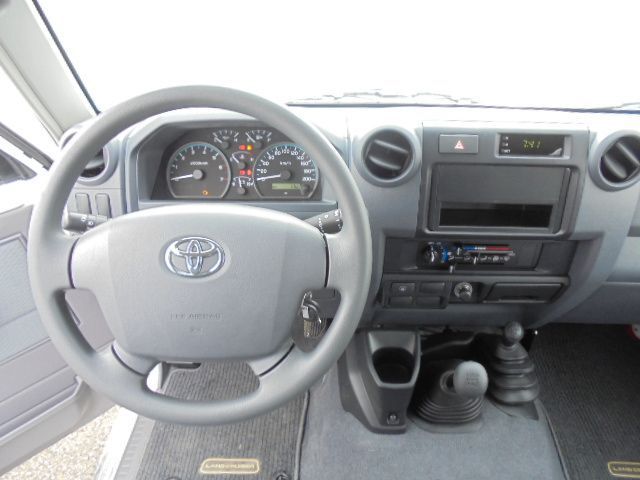 Car Toyota Land Cruiser NEW UNUSED LX V6: picture 8