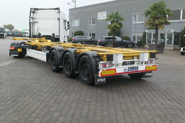 Container transporter/ Swap body semi-trailer Krone SD, Carrier Transicold, 1x20/2x20/1x30/1x40/1x45: picture 6