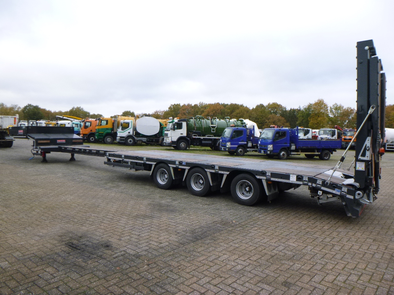 New Low loader semi-trailer Langendorf 3-axle semi-lowbed trailer 48T ext. 13.5 m + ramps: picture 16