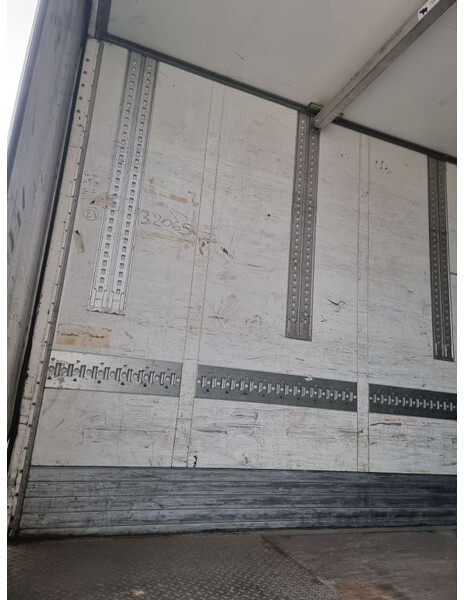 Closed box semi-trailer Schmitz Cargobull OPSLAG TRAILER TE HUUR - 100,- euro per week - Verhuur: picture 11