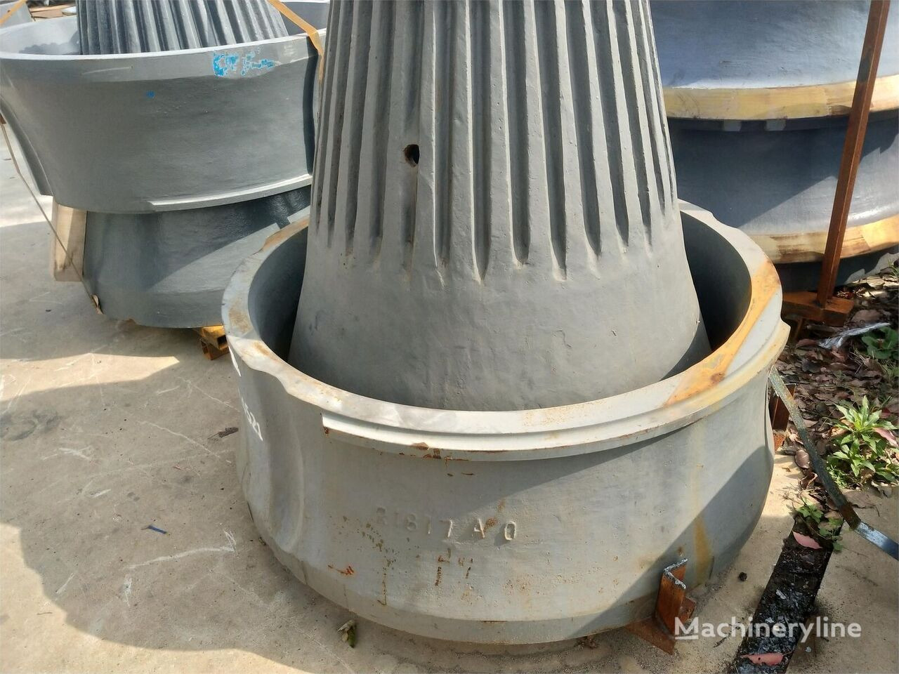 New Spare parts BOWL/CONCAVE/MANTLE/SPARE PARTS KINGLINK for Sandvik crushing plant: picture 4