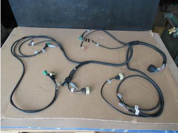 Cnh 85827064 - Cables/ Wire harness