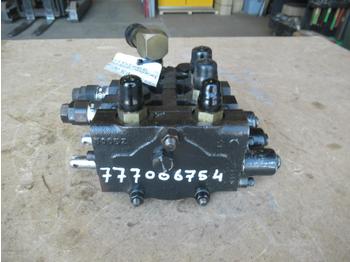 Hyster E250XM - Hydraulic valve