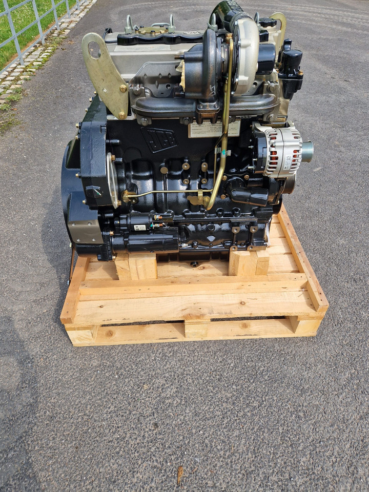 Engine for Construction machinery JCB 74kw engine 444 Turbocharged tier 2 4 Cylinder: picture 5