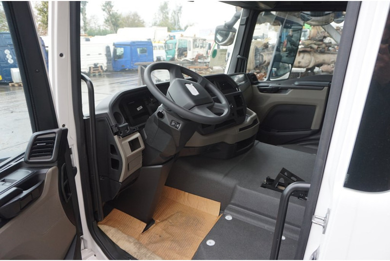 Cab and interior for Truck MAN TG3 EURO6 NN CABINE NEW: picture 4