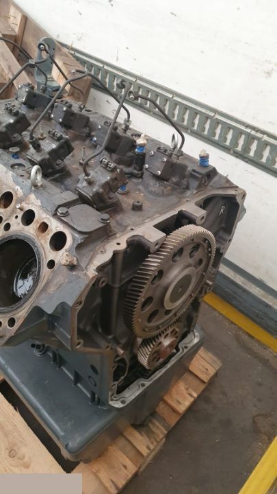 Engine and parts for Agricultural machinery Mercedes OM 502La [CZĘŚCI]: picture 4