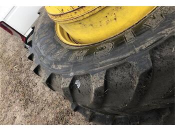 Wheel and tire package for Farm tractor Michelin 650/65-42: picture 2
