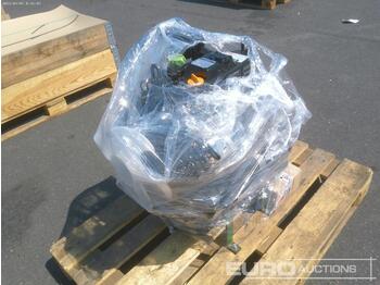 Engine for Construction machinery Unused Yanmar 3TNV88BKWN: picture 1