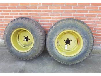 Goodyear 12,5/80-18  - Wheels and tires